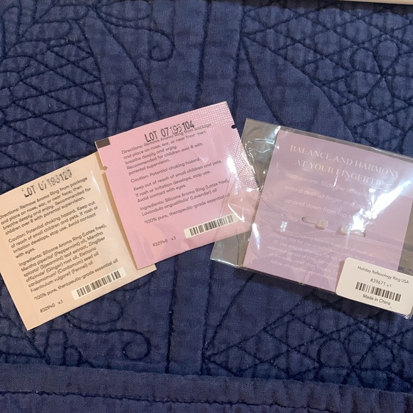 Young Living Relax Set - Picture 2 of 2